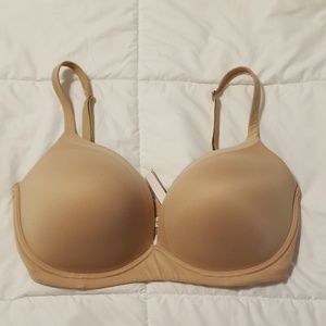 VS Body by Victoria Wireless Bra 36DDD